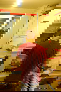 Greg working hard, or hardly working?, in my cocinita