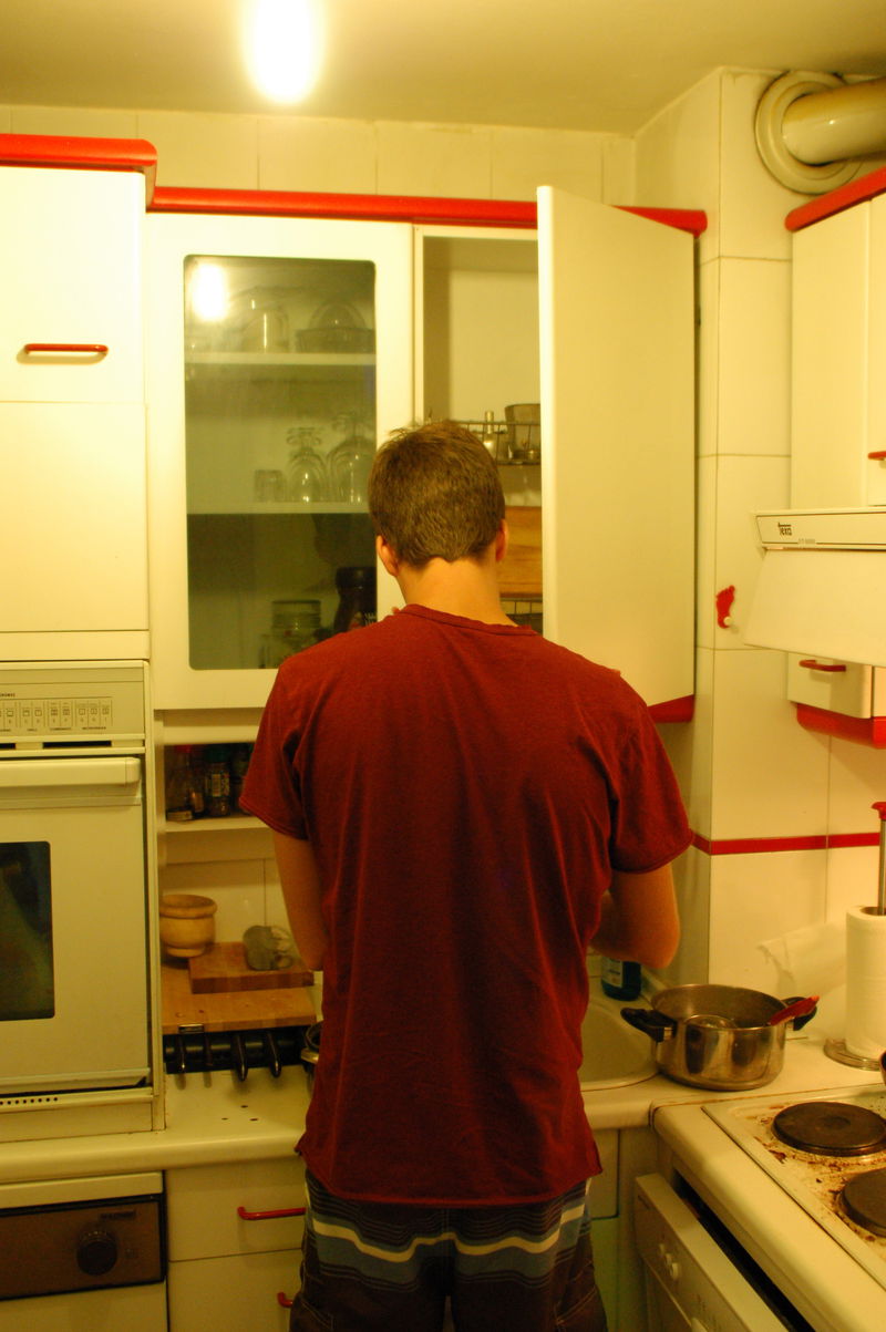 Greg working hard, or hardly working?, in my cocinita