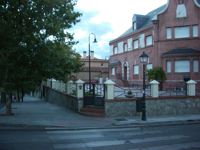 Number 34 building, where the offices, the library and the computer labs are. It sits on the next block, but still on the same street, from the other two buildings.