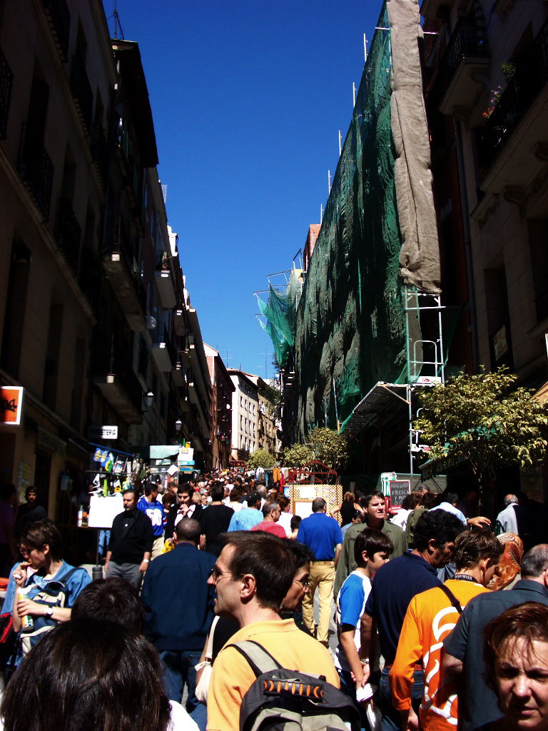 Today was my first visit to the famed Rastro, one of, if not the biggest, open air markets in the world. Set up along the streets, vendors set up tents that seem to sprawl on forever in every direction. 