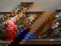 This one particular painting stuck out to me today at the Prado for it's incredible surrealism. Obviously, the painting isn't a surrealist painting, however the way it's composed, with such vibrant colors and intensly smooth detailing, makes it seem almost dreamlike to me.