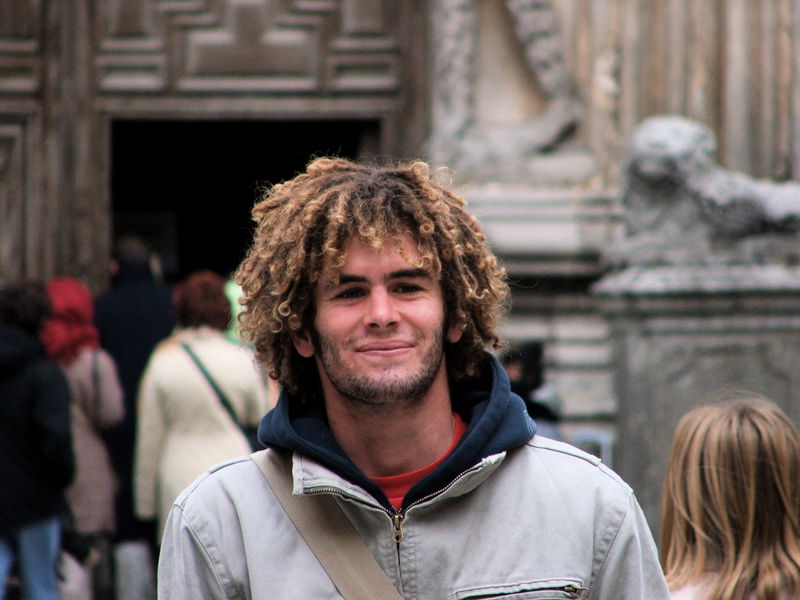 All giggly and such, in front of the cathedral of Ávila