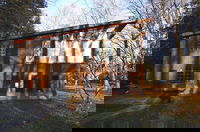 Now I know something is screwy. Flickr seems to be whitening and de-saturating my photos when I upload them. This particular picture has lots most of it's oranges and reds, which were some of the main reasons I liked this picture in the first place. Grrr... <b>Update</b>: I looked at the flickr bug forum for this and I'm not the only one with this problem: <a href="http://flickr.com/forums/bugs/5520/#reply82856">flickr.com/forums/bugs/5520/#reply82856</a>.