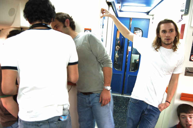 This got washed out, flash and bad lighting. I´m in the bottom right, not taking this picture.